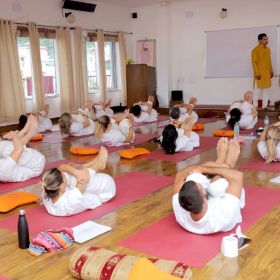 200 hour Yoga Teacher Training in Rishikesh