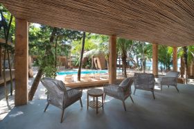 Best Roatan Hotels