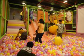 What are kids soft play stations