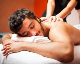 Couple Massage In Vikhroli