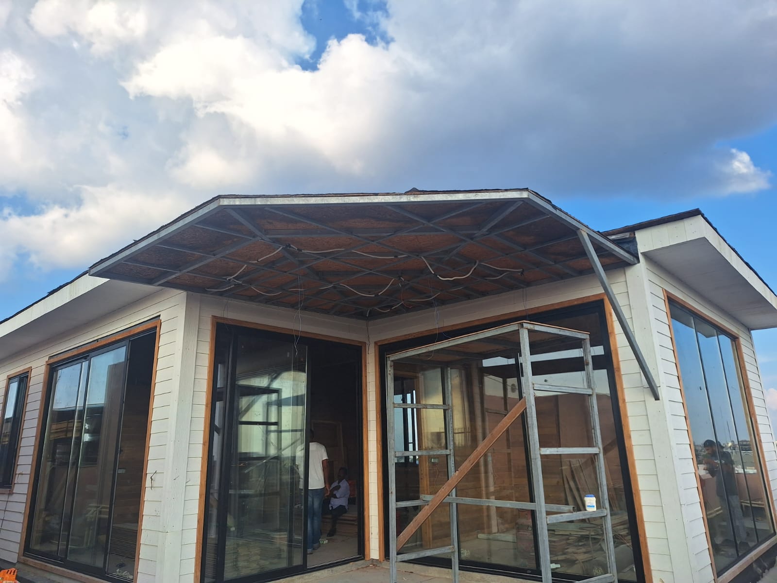 wooden home manufacturer